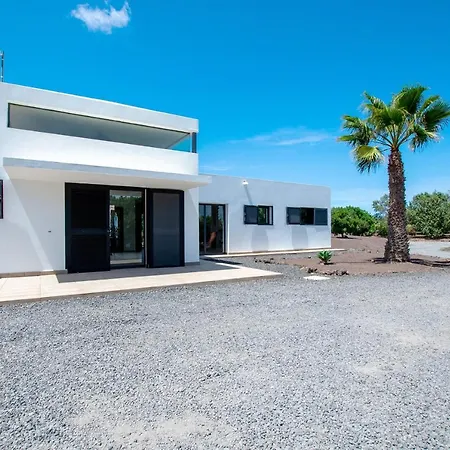North Shore Lajares, Alegre 30a Villa
