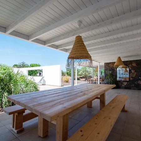 North Shore Lajares, Alegre 30a Lajares